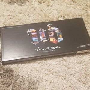 Urban Decay Born To Run Palette